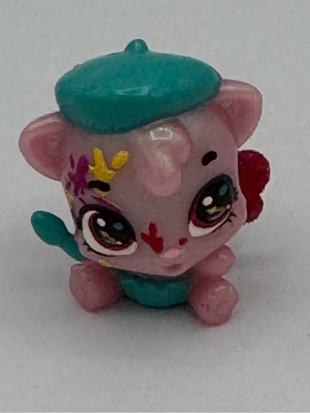 Hatchimals CollEGGtibles Shimmer Babies Lil’ Leoriole